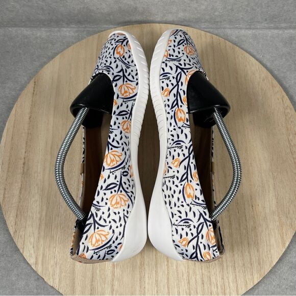 UIN Women Tulip in May 4 Menorca III Size 7.5 Slip OnShoe Satin Silk Ballet Flat - Picture 5 of 8